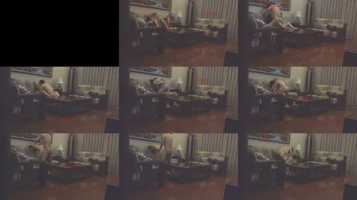 bo哥在一次活动中结识的某银行上班的少妇周末她老公不在家去她家和她在客厅里啪啪-截图2