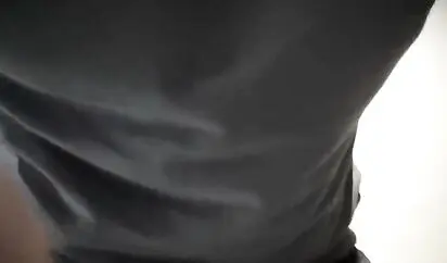 大款油哥微信约妹酒店偷拍逼毛浓密性感的九九年学院派兼职叫床的呻吟感觉像看AV一样刺激