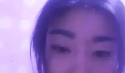 广州90后情侣白天上班 夜晚兼职主播赚外快 不刷礼物不让看操B 漂亮就是资本 人也爽了 钱也赚了 国语对白