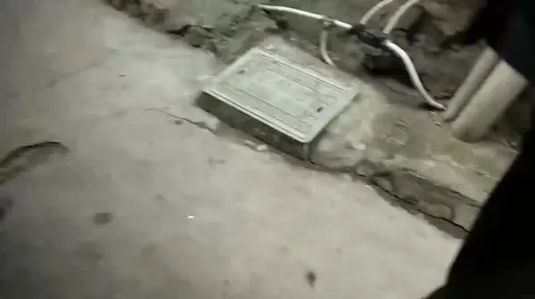 吃完晚饭吹着口哨去城中村找的小姐爽一下70块一炮长得有点像香港歌星李X敏的妹子