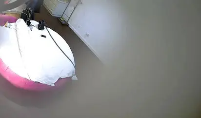 精品小旅馆情趣大圆床偷拍艳福不浅的眼镜胖哥居然有个这么好身材漂亮女友真让人羡慕