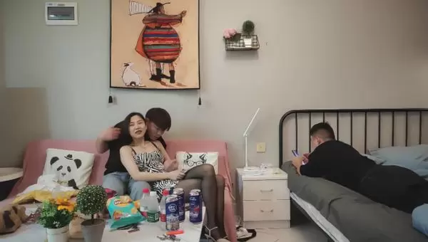 [专约老阿姨]，嫩妹，嫩妹，3000外围女神场，清纯校园风，甜美乖巧身姿曼妙