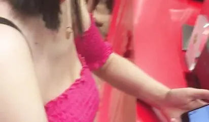 国内商场试衣间偷拍两性感美女闺蜜逛女装店 轮流试衣服