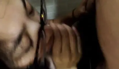 刺激 周日约大学女友逛商场 然后直接在商场厕所开战 旁边还有人说话 露脸 国语对白