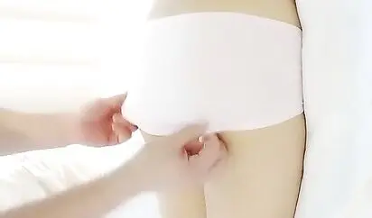 “把我内裤脱下按一下屁股吧是不是很大”对白刺激白嫩性感眼镜美女桑拿会所勾引男技师做爱不戴套干的她尖叫