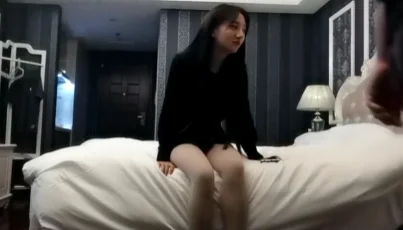 高清酒店约气质长发美女 各种姿势激情性感美腿视频