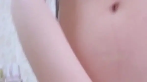 美少女战士CC完美展示处女青春酮体 淫语骚浪求爸爸操小穴 翘挺圆乳肆意玩弄 完美露脸 1